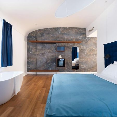 Palazzo Martinelli Hotel Sorrento Bagian luar foto