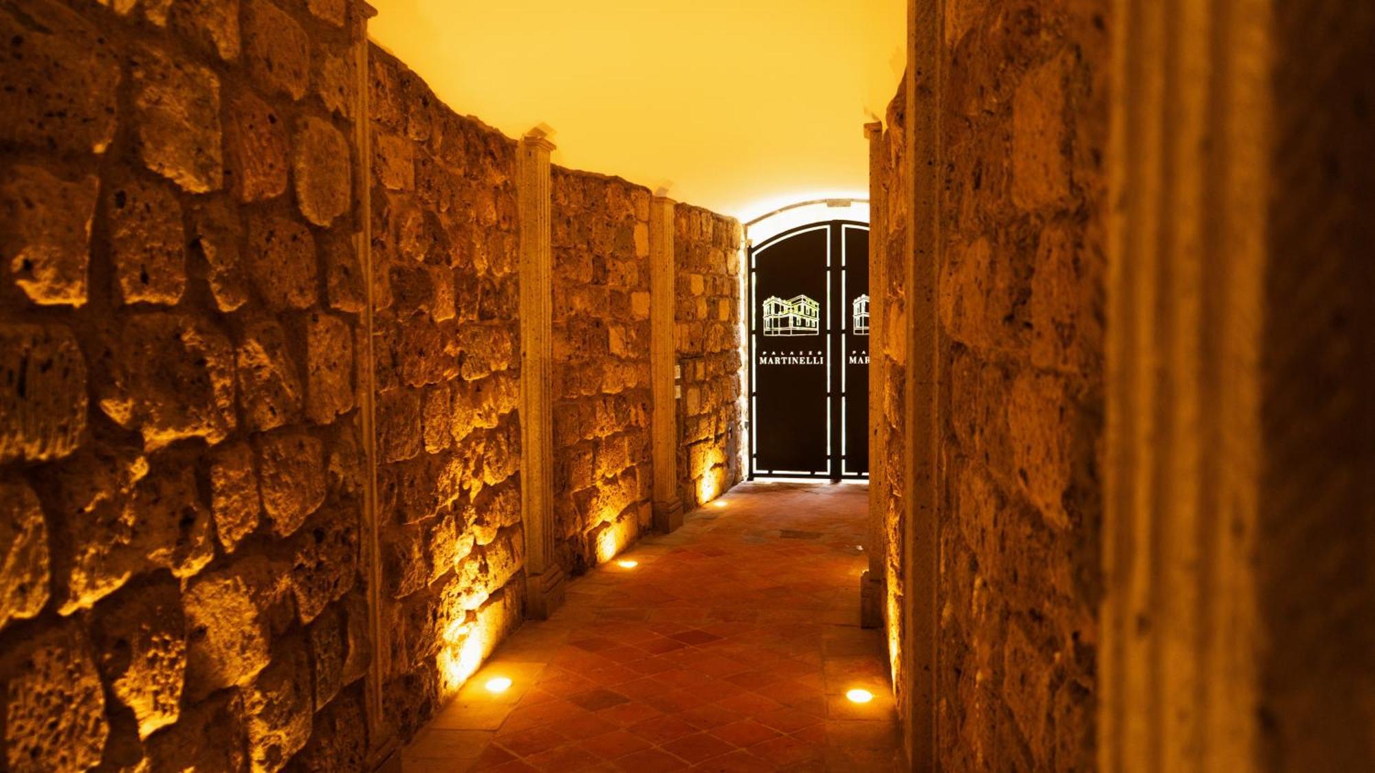 Palazzo Martinelli Hotel Sorrento Bagian luar foto