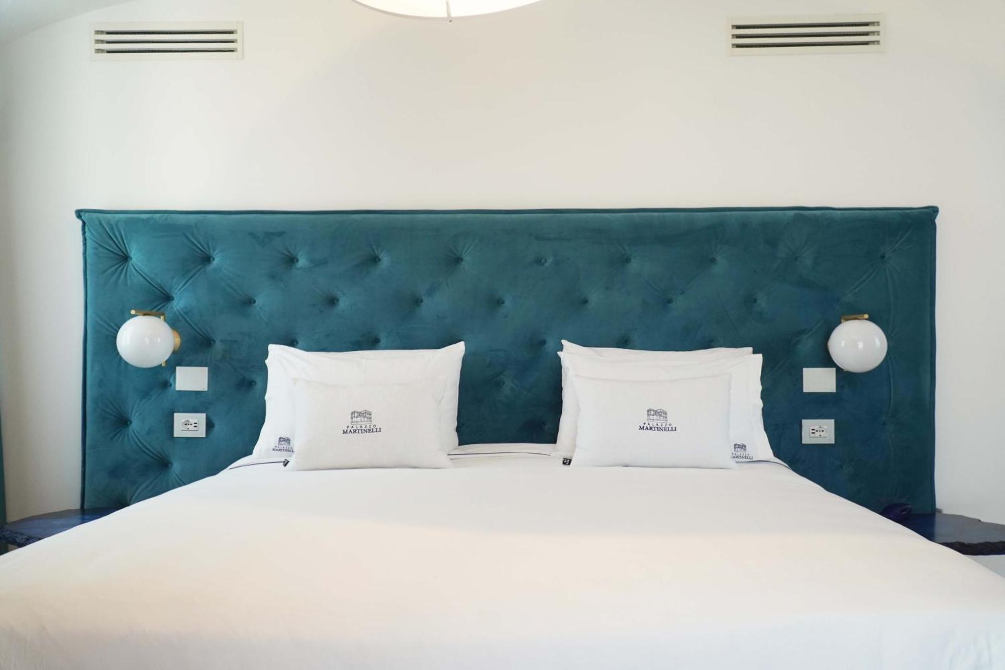 Palazzo Martinelli Hotel Sorrento Bagian luar foto